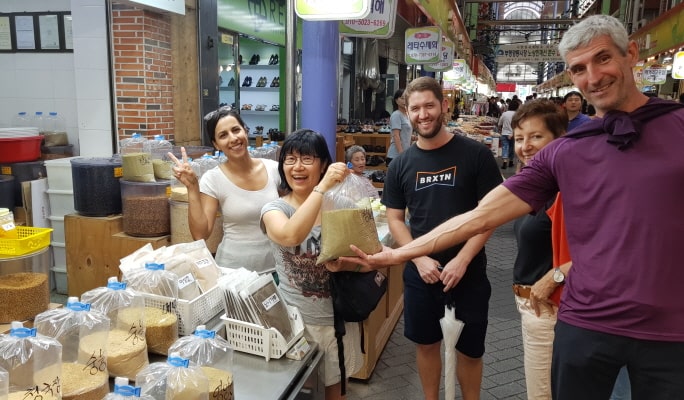 Jagalchi Fish Market & Korean Food Market Tour With a Local Chef in Busan