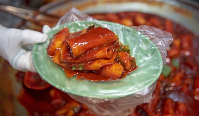 Jagalchi Fish Market & Korean Food Market Tour With a Local Chef in Busan