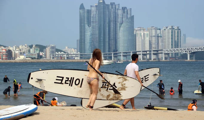 Stand Up Paddleboarding (SUP) at Gwangalli Beach, Busan: Paddleboard Rental & Basic Training