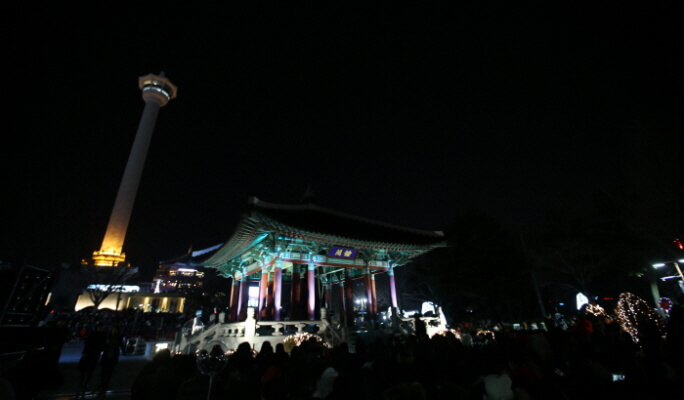 2024 龍頭山公園新年倒計時 & 虎尾岬迎日廣場看日出 - 釜山（12 月 31 日）