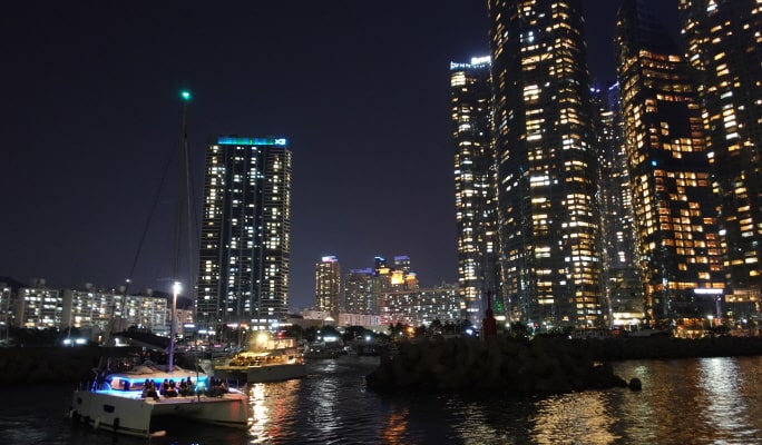 Busan Ultimate Night Yacht Tour with M Drone Show
