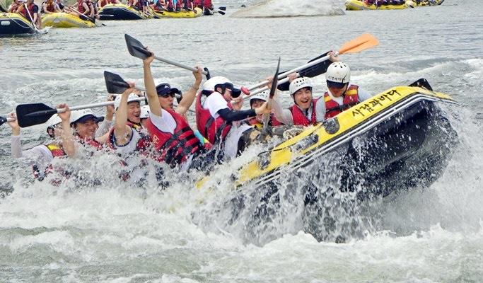 White Water Rafting + Donguibogam Village Tour - from Busan  (~Aug)