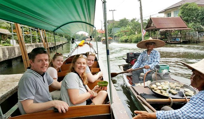Bangkok Songkran Festival Tour: Canal Tour & Water Battle (Apr 13~15)