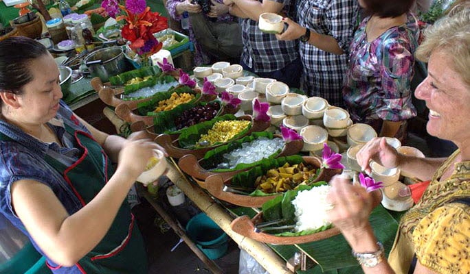 River of Kings: Bangkok Chao Phraya Canal Boat Tour