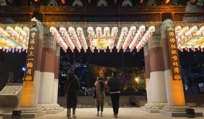 昌慶宮夜遊與美食＆馬格利酒