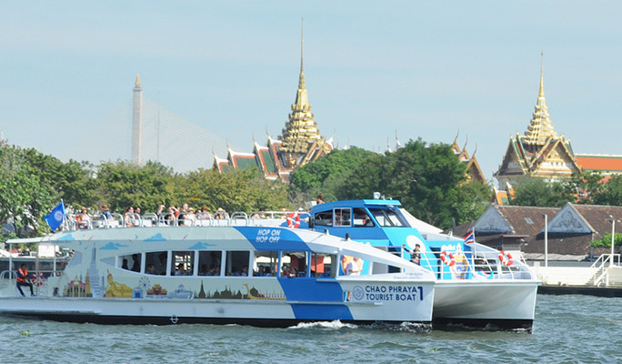 Bangkok Chao Phraya River Sightseeing Boat: Hop On & Hop Off 1 Day Pass