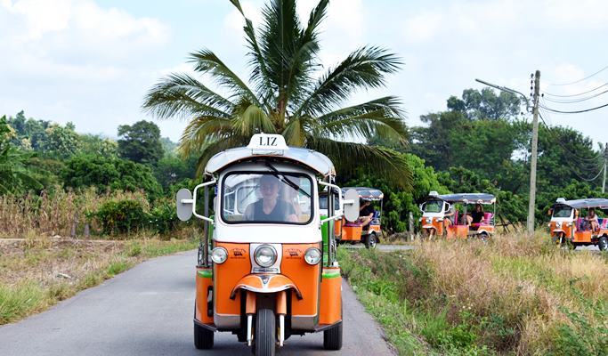 Chiang Mai 1 Day Tuk Tuk Tour (+Thai Lunch/Tuk Tuk Drive & Ride)