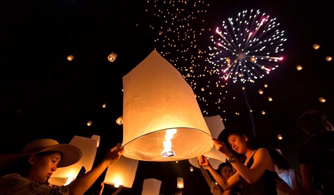 Chiang Mai New Year Countdown CAD Lantern Festival 2019 Transfer Package (Dec 31)