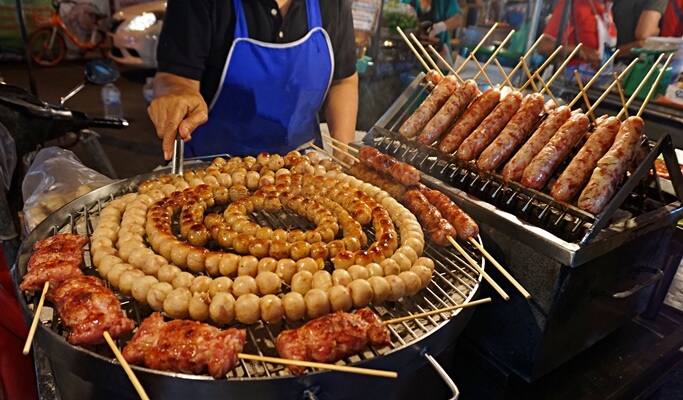 Night Market Foodie Tour in Chiang Mai (Join-in/Private)