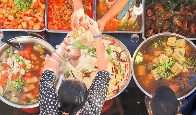 Night Market Foodie Tour in Chiang Mai (Join-in/Private)