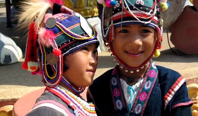 Chiang Rai White Temple & Golden Triangle 1 Day Tour (+ Don Sao Boat Trip/Hill Tribe Villages options) - from Chiang Mai