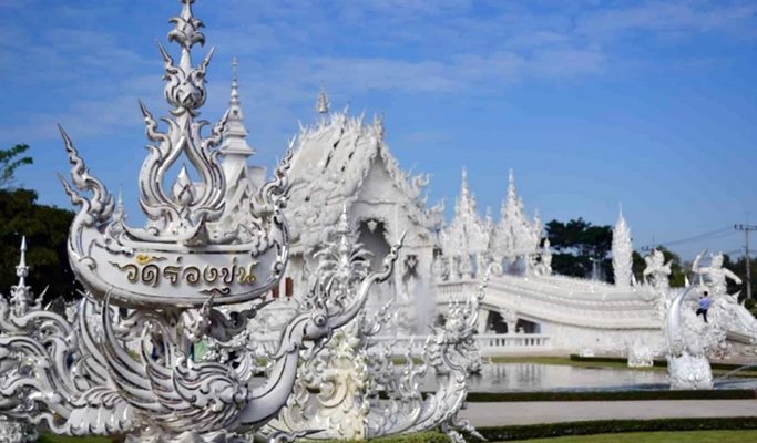 Chiang Rai White Temple + Opium House + Mekong River Boat Tour - from Chiang Mai (Join-in/Private)