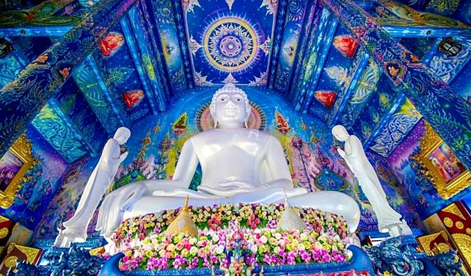 Chiang Rai Golden Triangle + White Temple + Black House + Blue Temple 2D1N Join-in Tour - from Chiang Mai