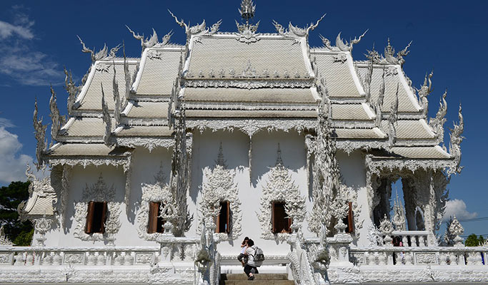 Chiang Rai White Temple & Golden Triangle 1 Day Tour (+ Don Sao Boat Trip/Hill Tribe Villages options) - from Chiang Mai