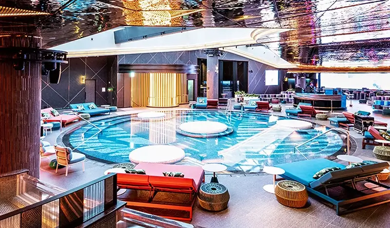 Club Chroma Round-trip Shuttle Bus Package from Seoul (Paradise City Hotel Incheon) - view 2
