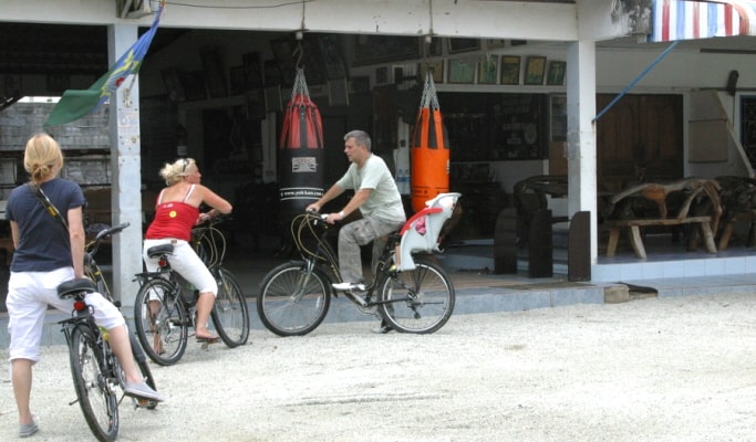 Colors of Pattaya: Bike Tour