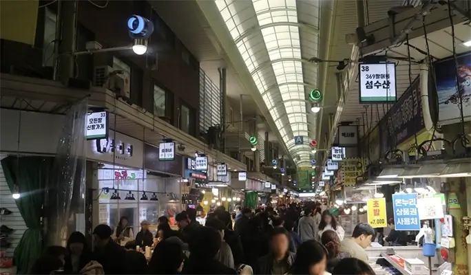 Korean Cooking Class + Local Market Tour with a Michelin 1-star Chef in Mangwon
