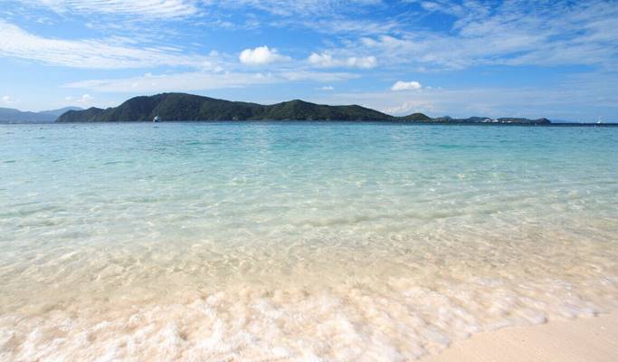 Coral Island Half Day Tour by Speedboat (+Snorkeling) - from Phuket