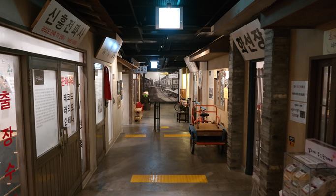 仁川開港場で韓国伝統韓服＆19世紀衣装レンタル