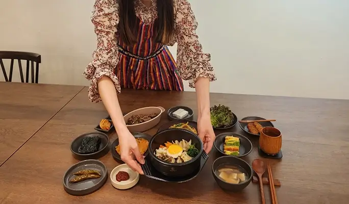 Private Traditional Korean Food Cooking Class + Hidden Alley Tour in Euljiro