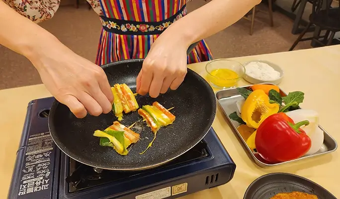 Private Traditional Korean Food Cooking Class + Hidden Alley Tour in Euljiro