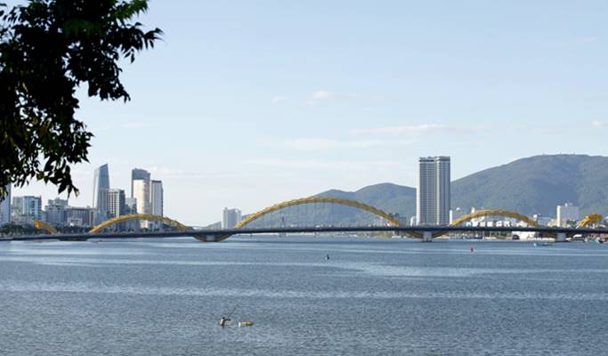 Da Nang International Airport ↔ Da Nang City Center Transfer - Airport Taxi (24/7)