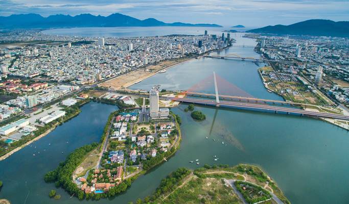 Da Nang International Airport ↔ Da Nang City Center Transfer - Airport Taxi (24/7)