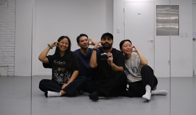 Private Custom K-pop Dance Class in Seoul