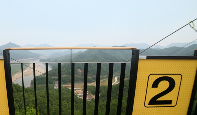 Spring Special: Danyang Sogeumjeong Park + Dodamsambong Peaks + Mancheonha Skywalk Cherry Blossom 1 Day Tour (+ Alpine Coaster/Zip Line options) - from Seoul (Apr 1~30)
