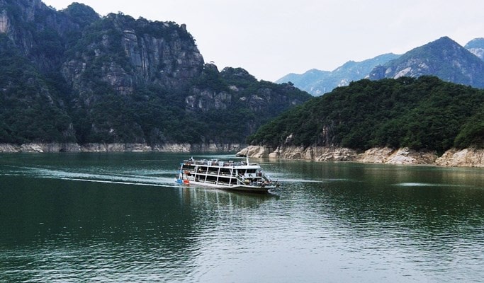 Danyang + Chungjuho Lake Ferry Cruise 1 Day Tour