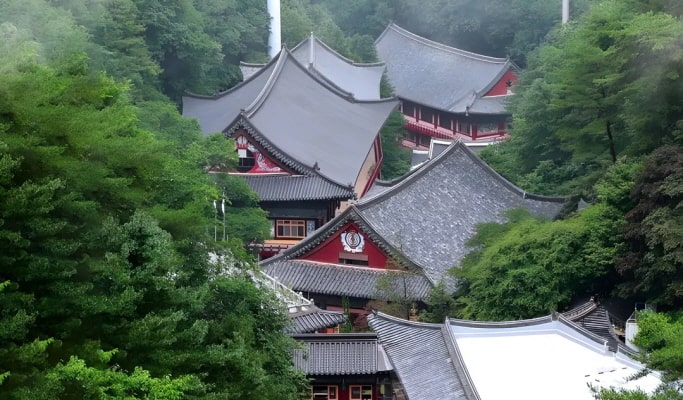 Danyang 1 Day Tour from Seoul: Guinsa Temple + Bobaljae Maple Road (+ Ondal Film Set & Cave/ Cheongpung Cable Car/ Mancheonha Skywalk)