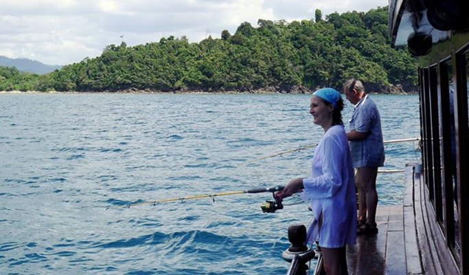 Khao Na Yak Beach 1 Day Tour by Big Boat (+Snorkeling/Fishing/Lunch/Transfer)
