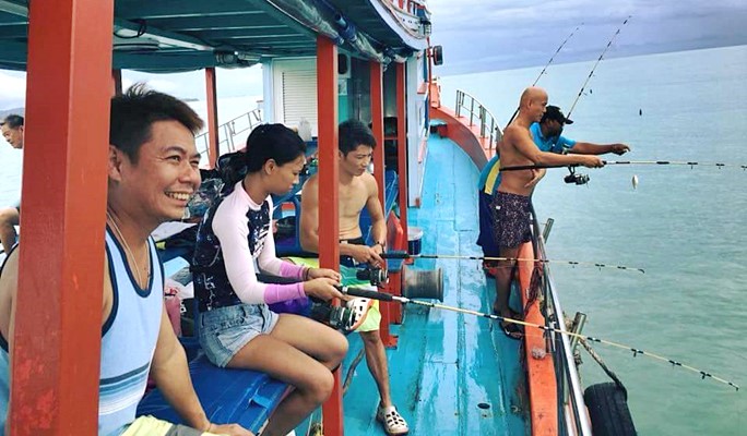 Day / Night Fishing in Koh Samui