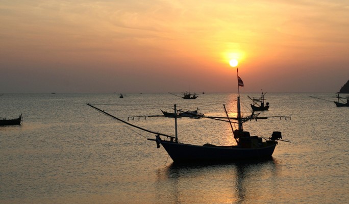 Day / Night Fishing in Koh Samui