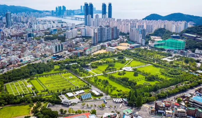 Discover Western Korea in 4 Days from Seoul: A Curated All-Inclusive Tour with Premium Accommodation & Meals
