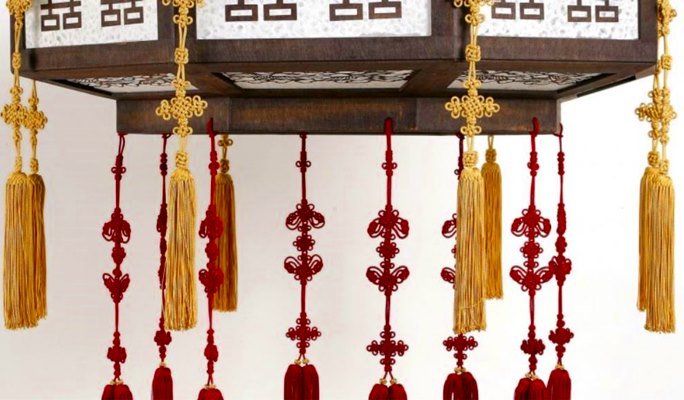 Traditional Knot Ornament Making Experience in Bukchon Hanok Village