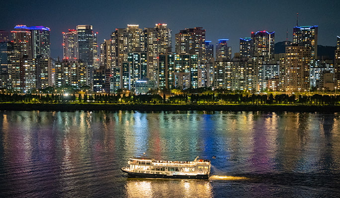 Hangang River E-land Ferry Cruise (Day & Night) - from Yeouido/ Jamsil