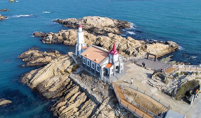 Eden Valley Luge + Ananti Cove + Jukseong Dream Church + Haedong Yonggungsa Temple 1 Day Tour - from Busan