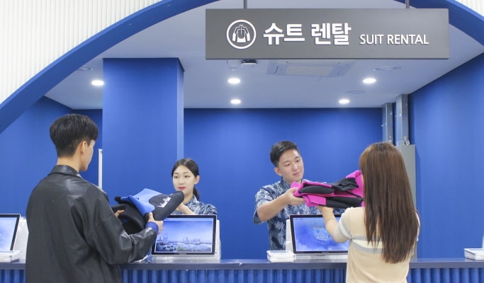 Siheung Wave Park & Sunset Yacht Tour Package (+ Surfing Lesson option) - EG Tour Bus