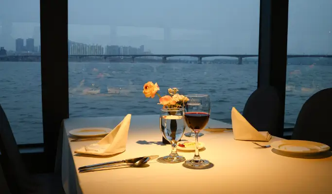 Hangang River E-land Ferry Sunset Dinner Cruise - from Yeouido