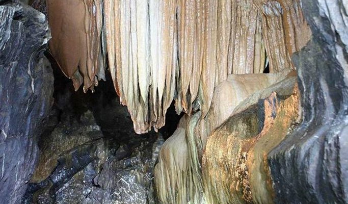Phang Nga Phung Chang Cave + 3 Temples 1 Day Tour - from Khao Lak (+Lunch/Transfer)