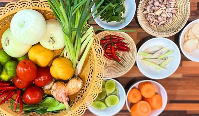 Chiang Mai Elephant Sanctuary + Authentic Thai Cooking Class (+ Lunch & Dinner) (+ Hotel Transfer)