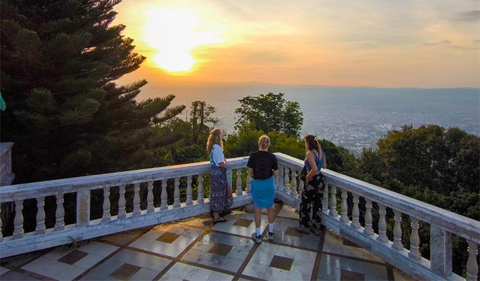 Chiang Mai Elephant Sanctuary + Doi Suthep Sunrise 1 Day Tour (+ Breakfast & Lunch) (+ Hotel Transfer)