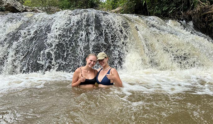 Chiang Mai Elephant Sanctuary + Doi Suthep Sunrise 1 Day Tour (+ Breakfast & Lunch) (+ Hotel Transfer)