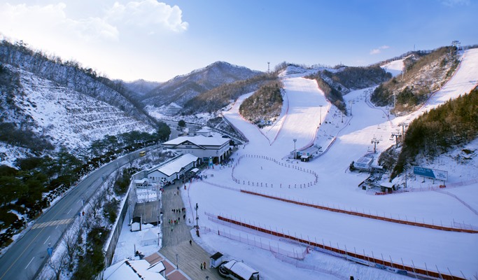 Elysian Ski Resort & Mt. Seoraksan & Garden of Morning Calm 1 Day Tour ...