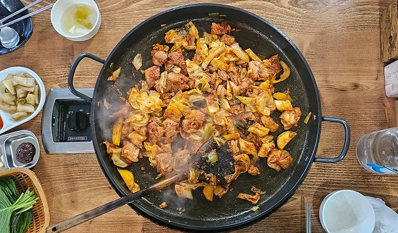 Elysian Gangchon Ski Resort 1 Day Ski/ Snowboard Tour with Lunch (+ All-inclusive option) - from Seoul - view 2