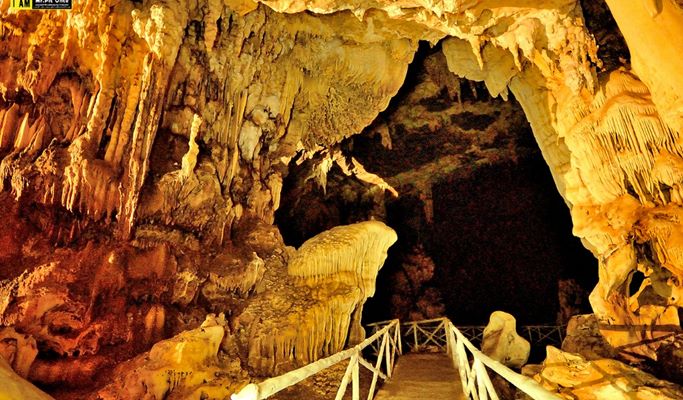 Erawan Waterfall + Phrathat Cave + Srinakarin Dam 1 Day Tour - from Bangkok