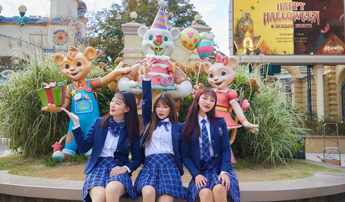 Everland: Korean School Uniform 1 Day Rental (~Jan 5)