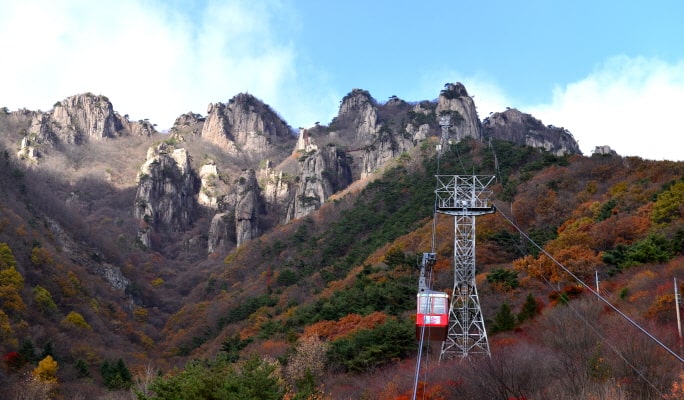 【秋季賞楓】 雪嶽山／內藏山／五臺山／大芚山／長泰山一日遊 - 首爾出發（10月14日～11月26日）