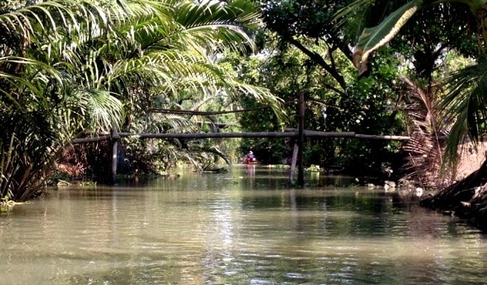 Floating Market & Fishing Village One Day Private Tour
